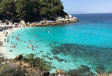 Ancient columns icon